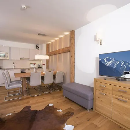 In Neukirchen By Lift & Wellness * Neukirchen am Großvenediger