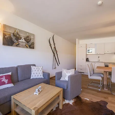 Apartment - Ground Floor With Sauna And Convenient Location In Close Proximity To The Wildkogelbahnen Cable Car *